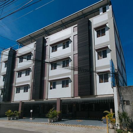 Reddoorz @ Leoncia Apartelle מנדאוה סיטי מראה חיצוני תמונה