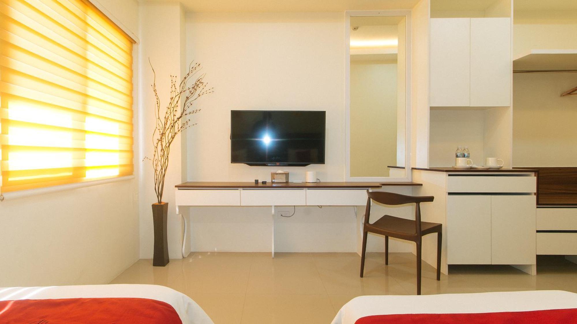 Reddoorz @ Leoncia Apartelle מנדאוה סיטי מראה חיצוני תמונה